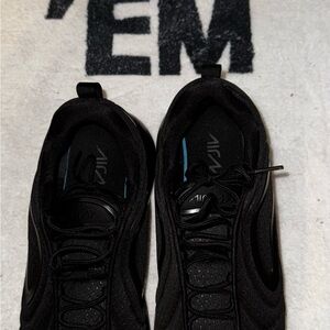 Nike Men's Black Sneakers